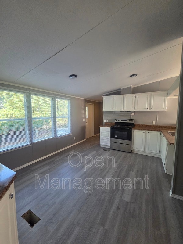 Building Photo - 2501 Martin Luther King Dr