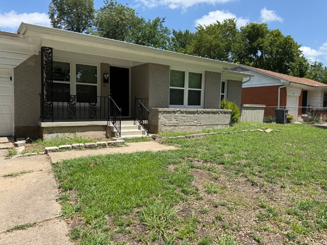 Foto principal - "Charming 4-Bedroom Dallas Retreat with 2 ...