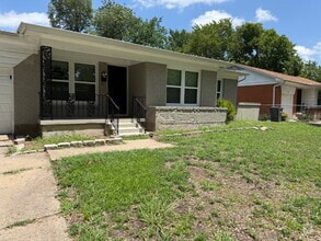 Building Photo - 2821 Materhorn Dr