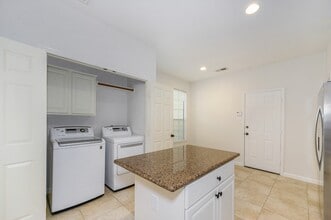 Building Photo - 158 N Magnolia Pond Pl