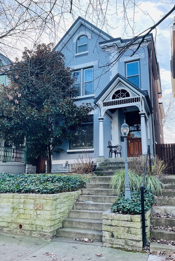 828 Maple Ave, Newport, KY 41071 House Rental in Newport, KY