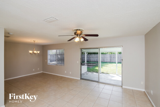 Building Photo - 1056 Matador Dr