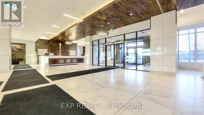 Building Photo - 7900 Bathurst St