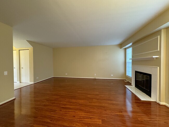 Foto del edificio - 1460 W Sapphire Dr
