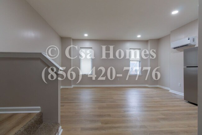 Foto del edificio - 602-604 S Broadway