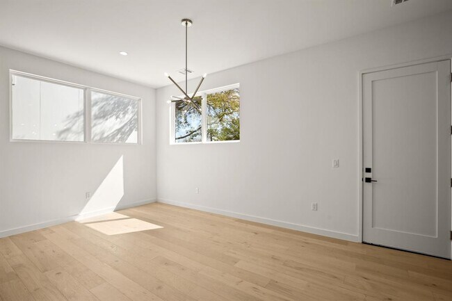 Foto del edificio - 1714 Woodland Ave