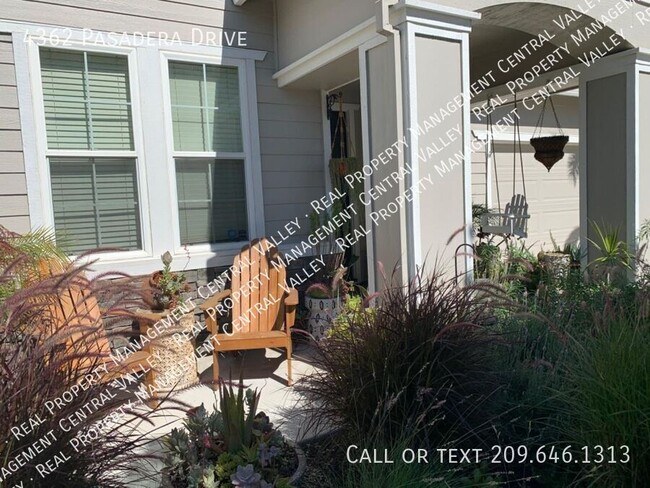 Building Photo - Coming Soon Gorgeous 4 Bedroom 3 Bath 3 Ca...