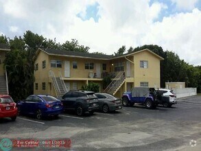 Building Photo - 460 Sunshine Dr