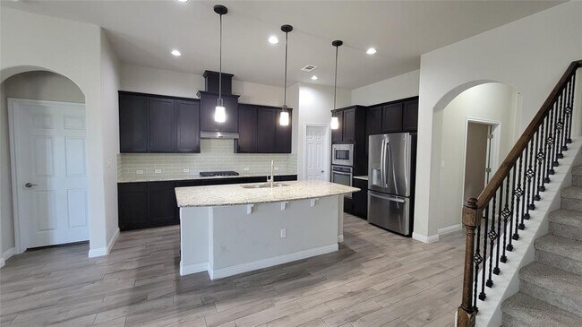 Building Photo - 519 Baldovino Skyway