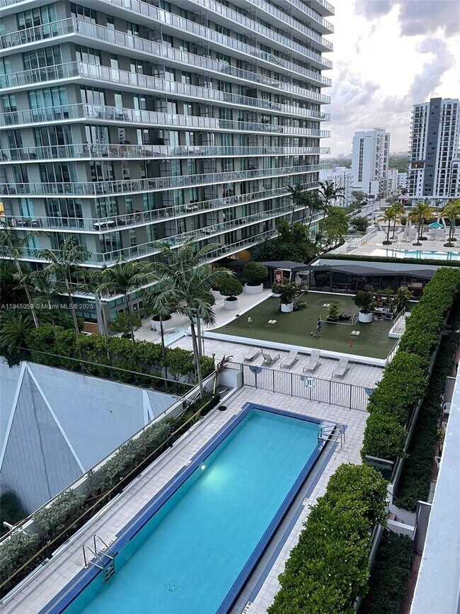 Foto del edificio - 1111 SW 1st Ave