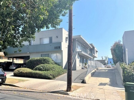Primary Photo - 3920 Marathon St