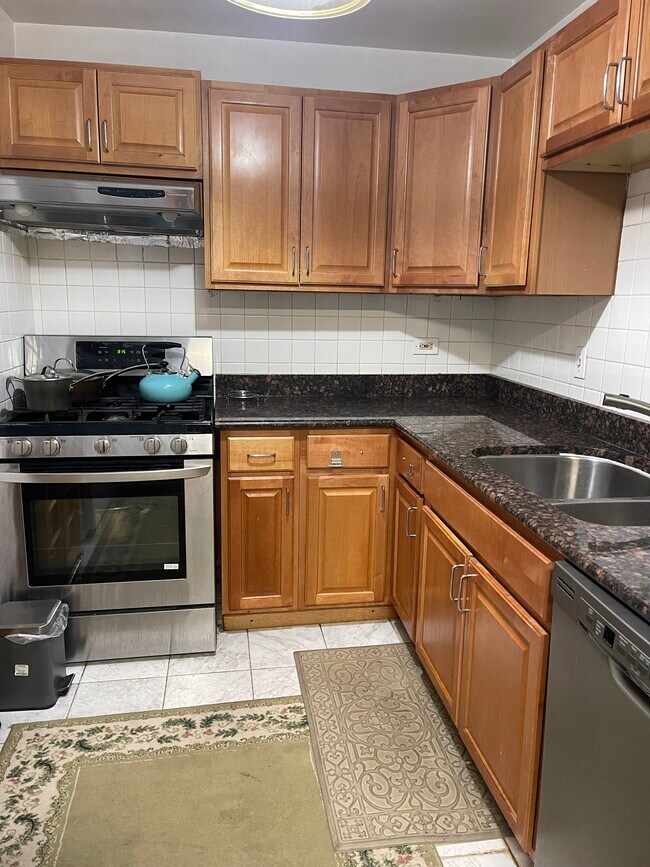 Foto del edificio - 4939 S Dorchester Ave