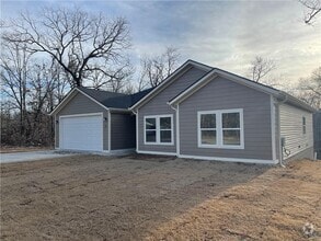Building Photo - 1 Selborne Ln