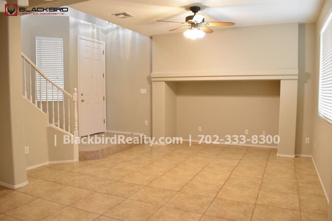 Building Photo - Two Story Three Bedroom Home in Southwest