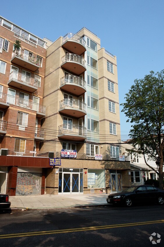 3118 Union St, Flushing, NY 11354 Apartments Flushing, NY