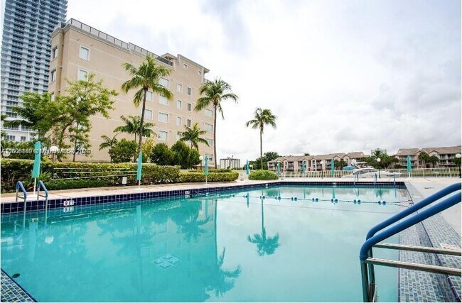 Foto del edificio - 3800 S Ocean Dr