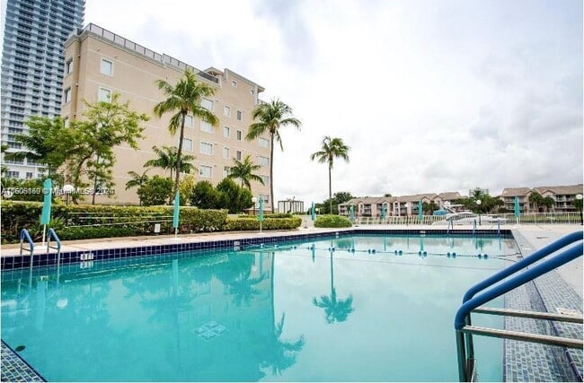 Building Photo - 3800 S Ocean Dr