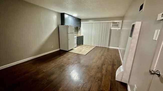 Building Photo - Heritage Apartments