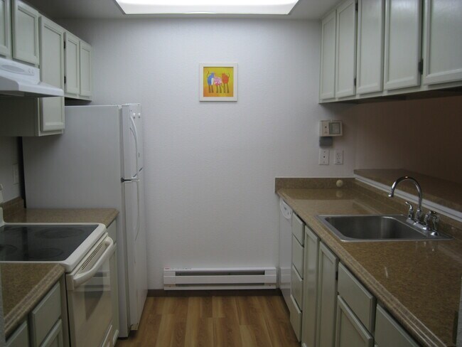 Kitchen - 8800 20th Ave NE