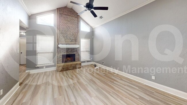 Building Photo - 2536 Beau Dr
