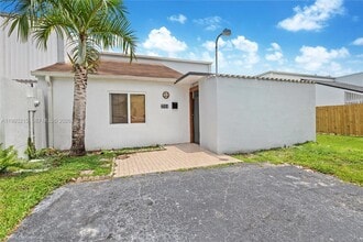 Building Photo - 2211 SW 122nd Ct