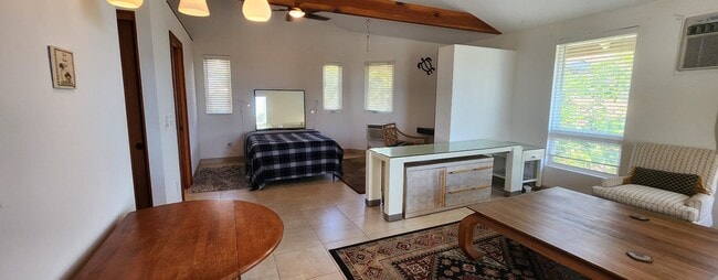 Building Photo - 934 Kuialua Pl