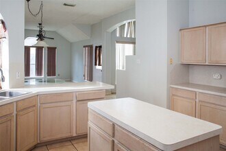 Building Photo - 6223 Newbury Dr