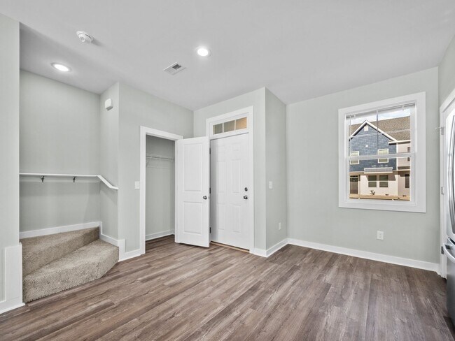 Building Photo - Welcome to Beachside Commons!