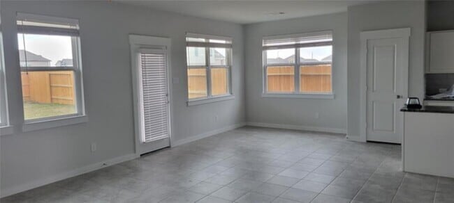 Building Photo - 7522 Coral Ter Dr