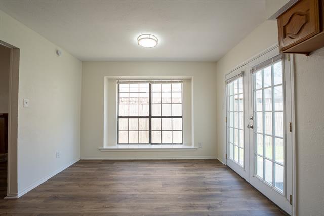 Foto del edificio - 1513 Liberty Ln