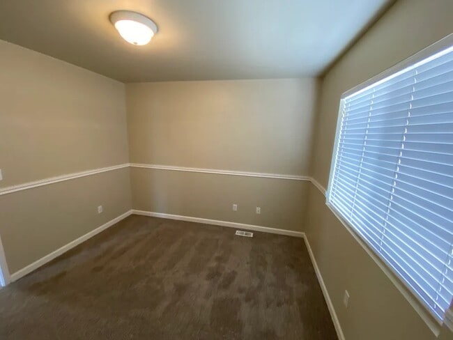 Foto del edificio - 6450 62nd St Ct W