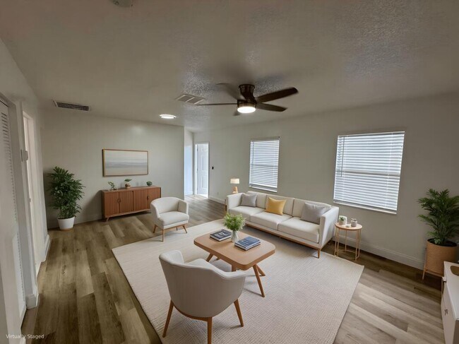 Foto del edificio - 5296 Stacy St