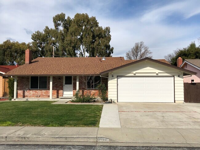 Front of house - 2433 Gallup Drive