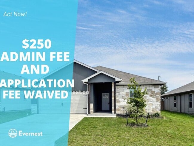 Building Photo - 2119 Hornbeam St