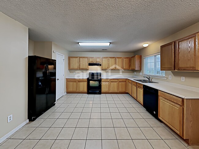 Foto del edificio - 4020 Flat Sedge Ln