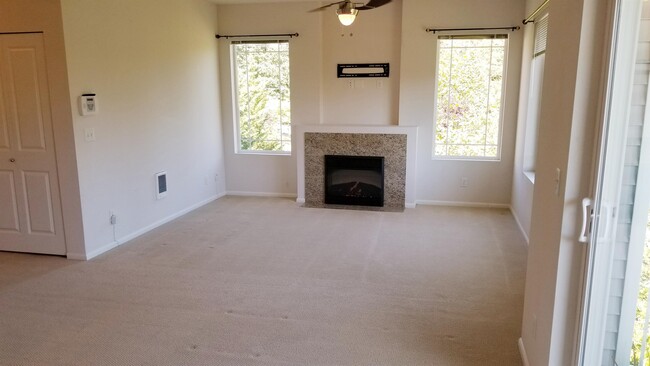 Foto del edificio - 15720 Manor Way