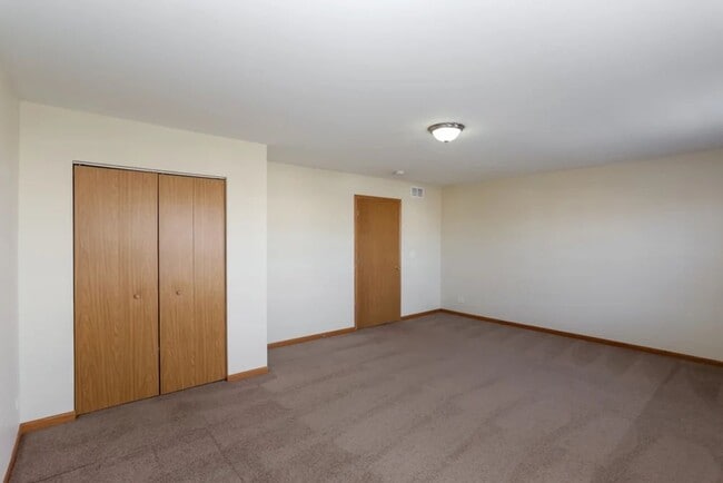 Foto del edificio - 8515 Sawyer Ct