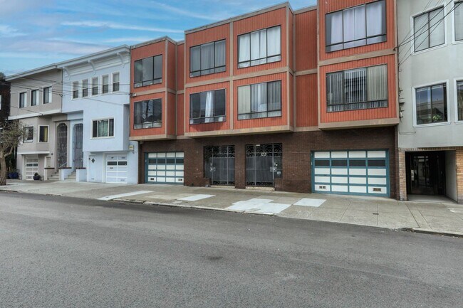 Building Photo - 649 9th Avenue