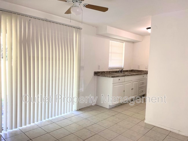 Foto del edificio - 806 E 14th St