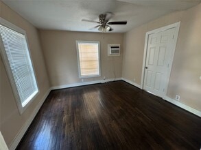 Building Photo - 7018 Avenue F
