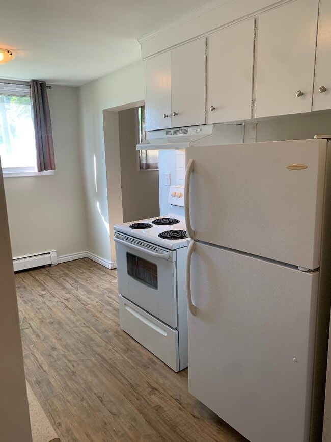 Building Photo - 206 Heiman St