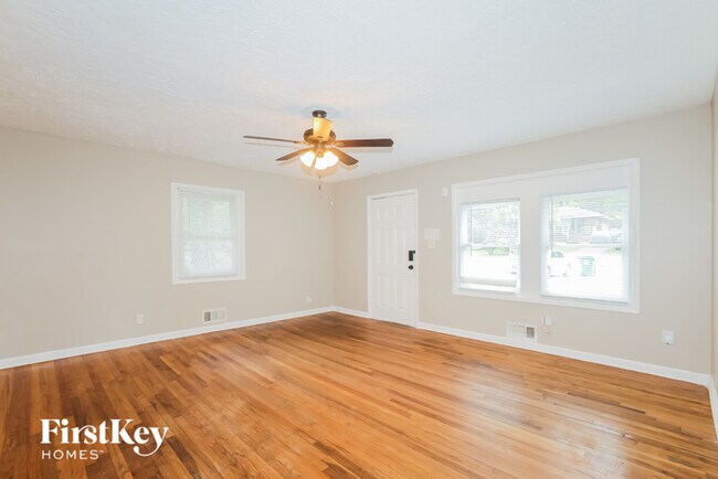 Building Photo - 1823 Hollyhock Terrace