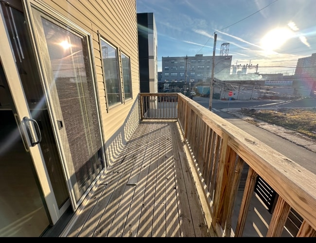 Foto del edificio - 1506 N 8th St