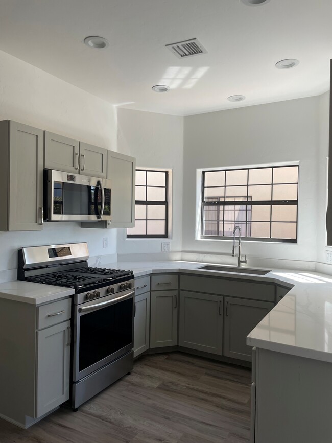 Foto del edificio - 3269 Orchid Way