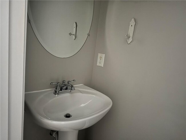 Building Photo - 1013 Nightfall Ct NW