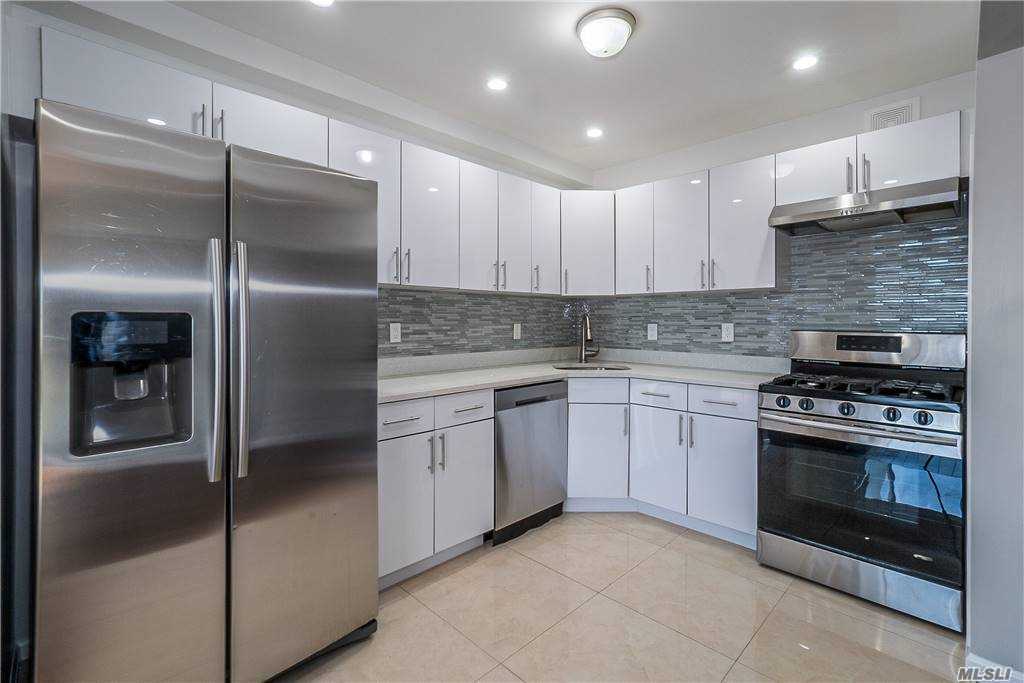 Primary Photo - 172-35 Baisley Blvd
