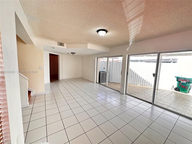 Foto del edificio - 12681 NW 7th Trail