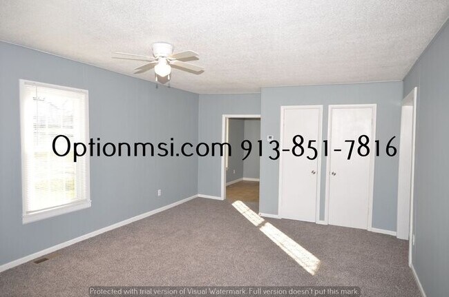 Foto del edificio - Available NOW