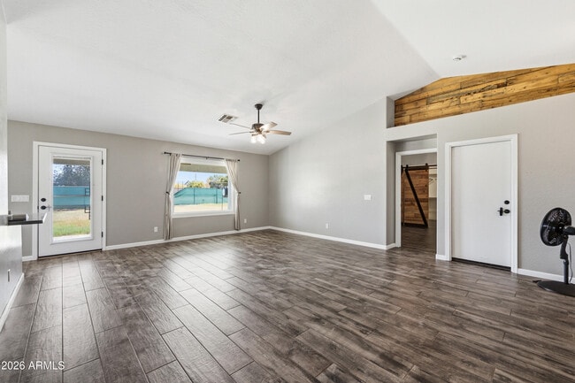 Building Photo - 18333 E Sunnydale Dr