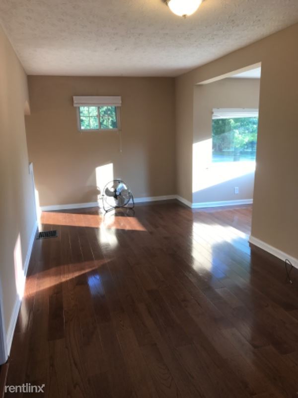 Building Photo - 3 br, 2 bath House - 52 Gooodridge Drive